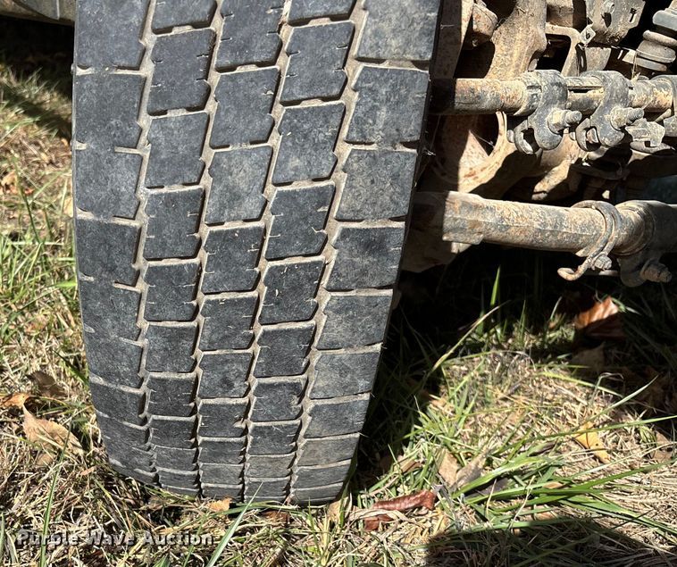 image for item EV3279 2011 Ford F550 utility / service truck