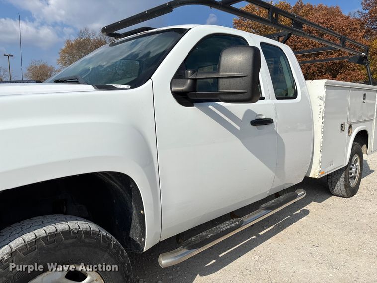 image for item EV3316 2013 GMC Sierra 2500 Ext. Cab utility bed pickup truck