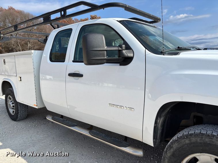 image for item EV3316 2013 GMC Sierra 2500 Ext. Cab utility bed pickup truck