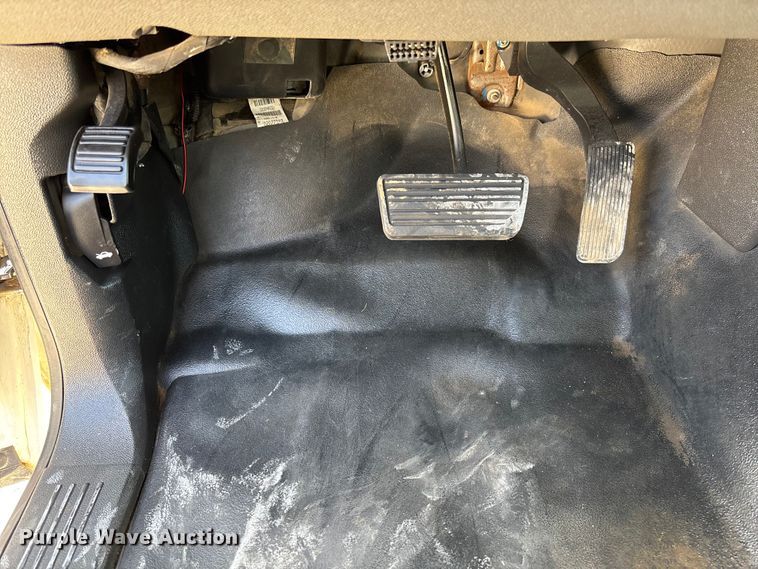 image for item EV3316 2013 GMC Sierra 2500 Ext. Cab utility bed pickup truck