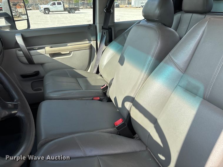 image for item EV3316 2013 GMC Sierra 2500 Ext. Cab utility bed pickup truck