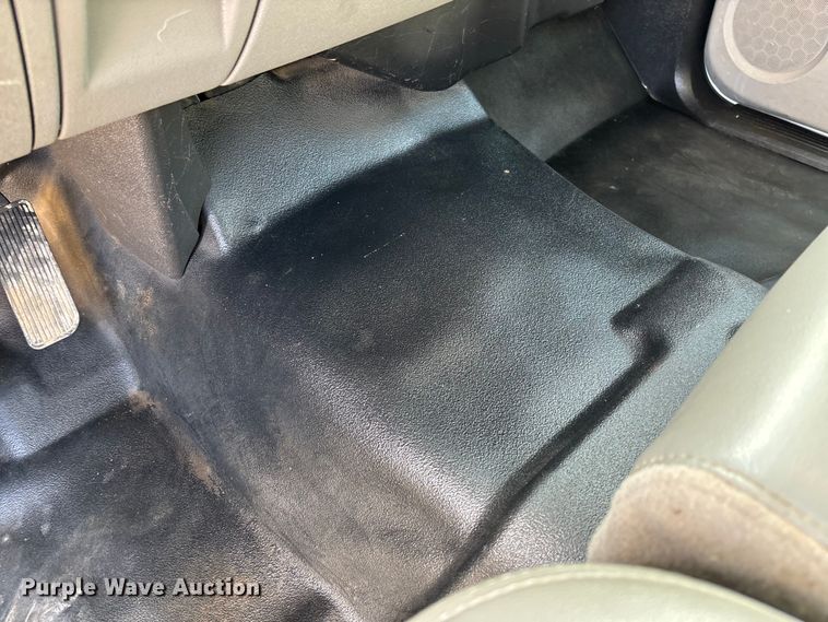 image for item EV3316 2013 GMC Sierra 2500 Ext. Cab utility bed pickup truck