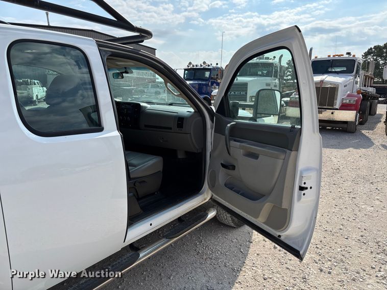 image for item EV3316 2013 GMC Sierra 2500 Ext. Cab utility bed pickup truck