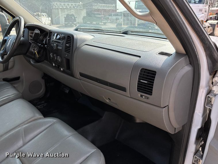 image for item EV3316 2013 GMC Sierra 2500 Ext. Cab utility bed pickup truck