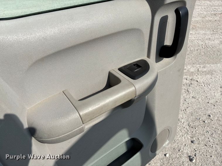 image for item EV3316 2013 GMC Sierra 2500 Ext. Cab utility bed pickup truck