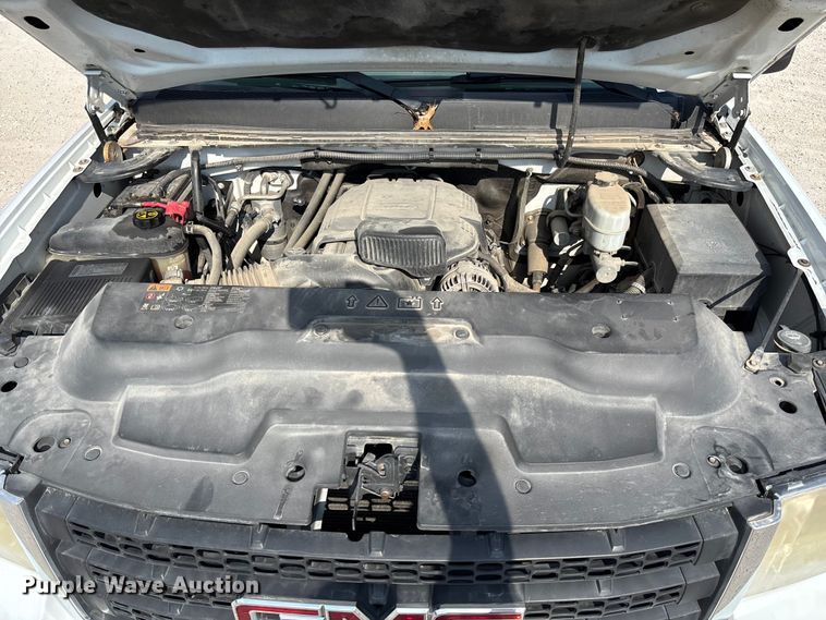 image for item EV3316 2013 GMC Sierra 2500 Ext. Cab utility bed pickup truck