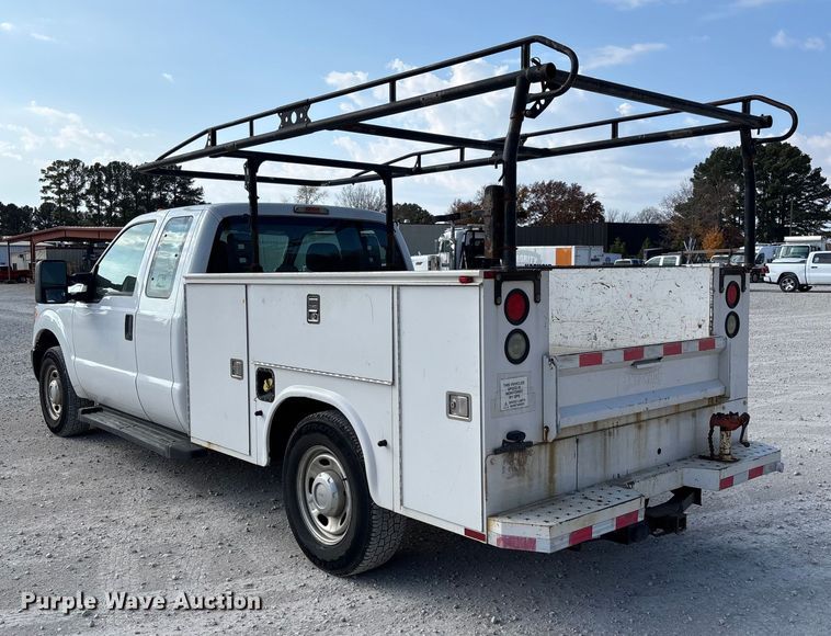 image for item EV3317 2012 Ford F250 Super Duty Extended Cab Utility Bed Pickup