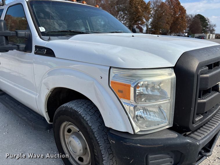 image for item EV3317 2012 Ford F250 Super Duty Extended Cab Utility Bed Pickup