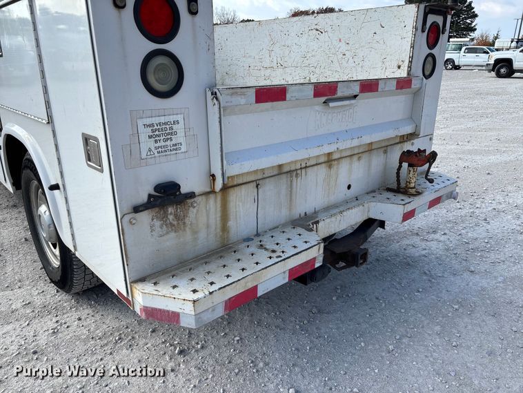 image for item EV3317 2012 Ford F250 Super Duty Extended Cab Utility Bed Pickup