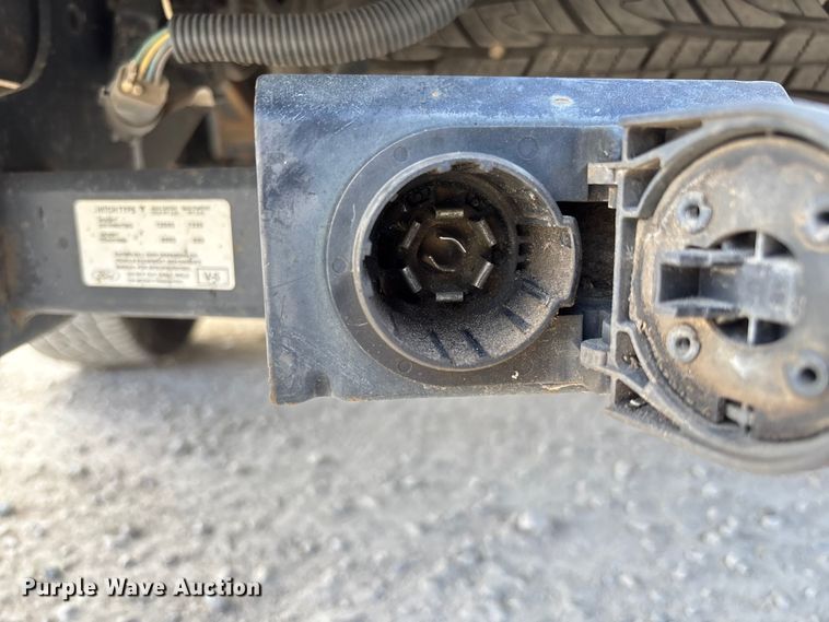 image for item EV3317 2012 Ford F250 Super Duty Extended Cab Utility Bed Pickup