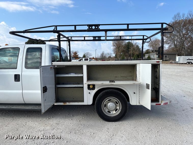 image for item EV3317 2012 Ford F250 Super Duty Extended Cab Utility Bed Pickup