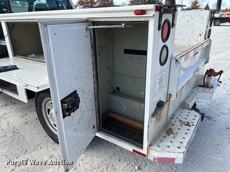 image for item EV3317 2012 Ford F250 Super Duty Extended Cab Utility Bed Pickup