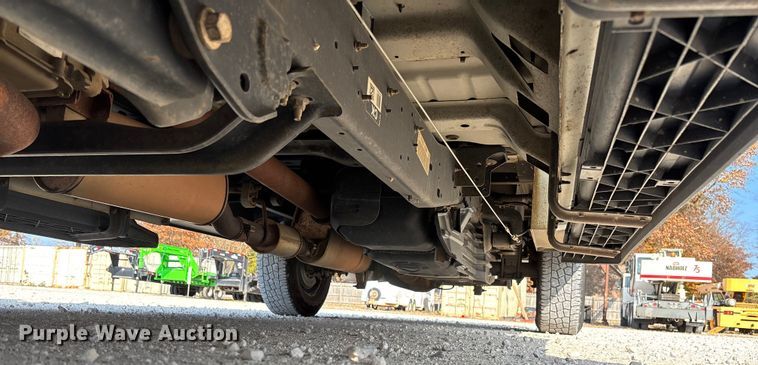 image for item EV3317 2012 Ford F250 Super Duty Extended Cab Utility Bed Pickup