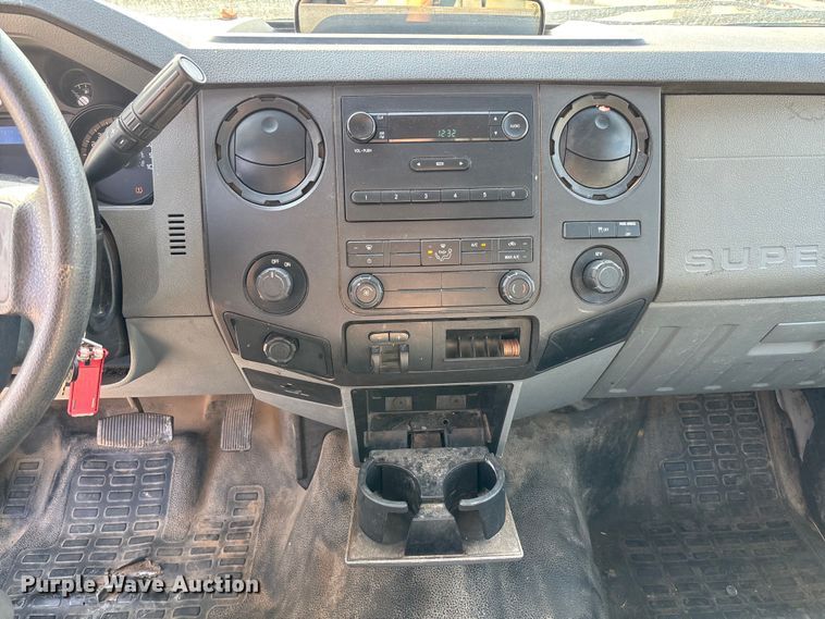 image for item EV3317 2012 Ford F250 Super Duty Extended Cab Utility Bed Pickup