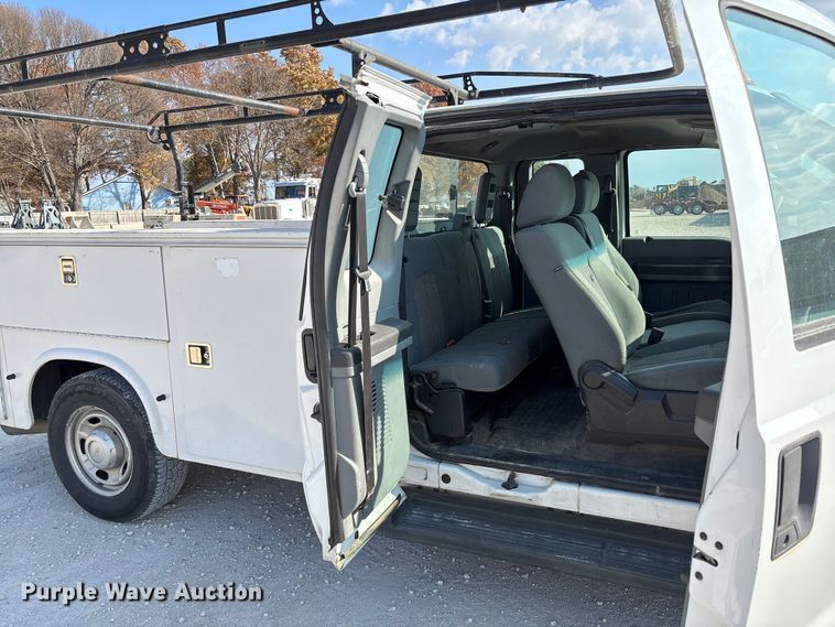 image for item EV3317 2012 Ford F250 Super Duty Extended Cab Utility Bed Pickup