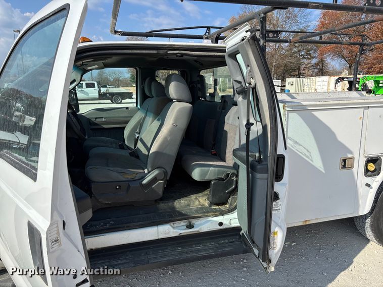 image for item EV3317 2012 Ford F250 Super Duty Extended Cab Utility Bed Pickup