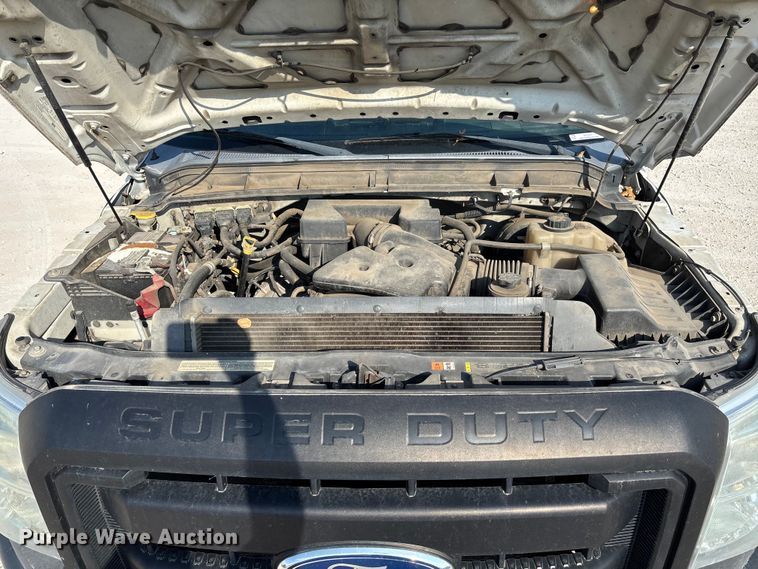 image for item EV3317 2012 Ford F250 Super Duty Extended Cab Utility Bed Pickup