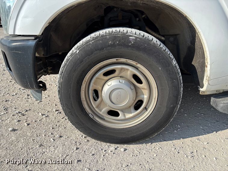 image for item EV3317 2012 Ford F250 Super Duty Extended Cab Utility Bed Pickup