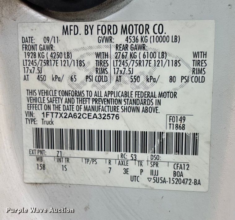 image for item EV3317 2012 Ford F250 Super Duty Extended Cab Utility Bed Pickup