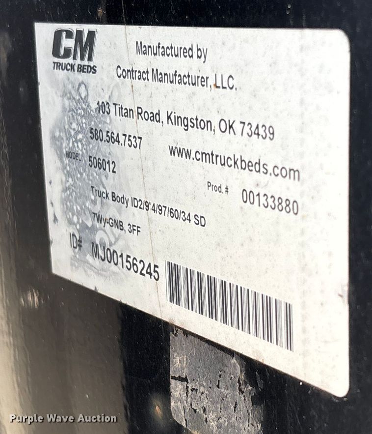 image for item EV3318 2015 GMC Sierra 3500 Crew Cab flatbed pickup truck