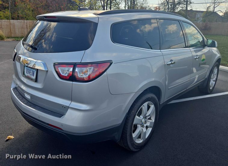 image for item EV5489 2017 Chevrolet Traverse LT SUV