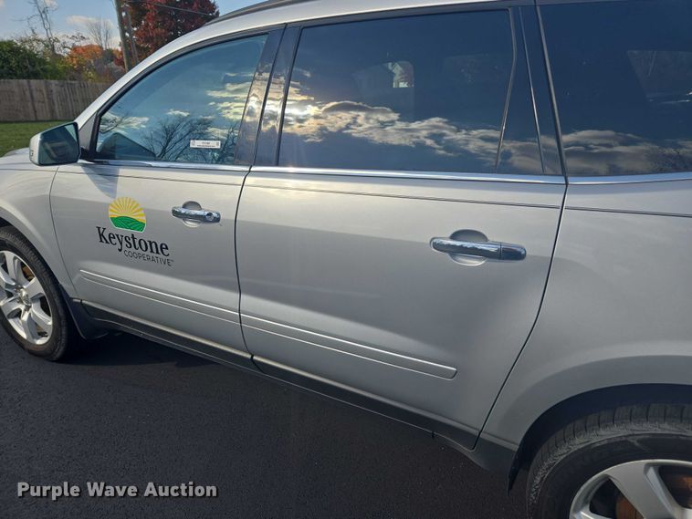 image for item EV5489 2017 Chevrolet Traverse LT SUV