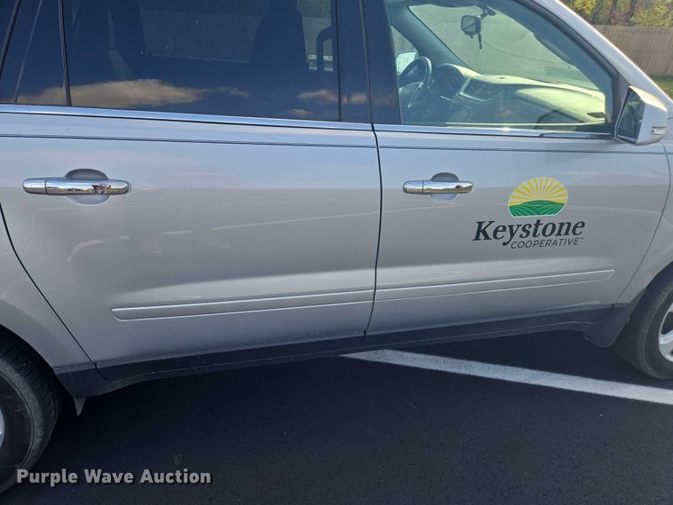 image for item EV5489 2017 Chevrolet Traverse LT SUV