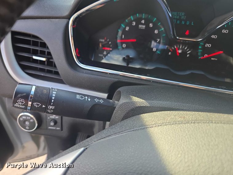 image for item EV5489 2017 Chevrolet Traverse LT SUV