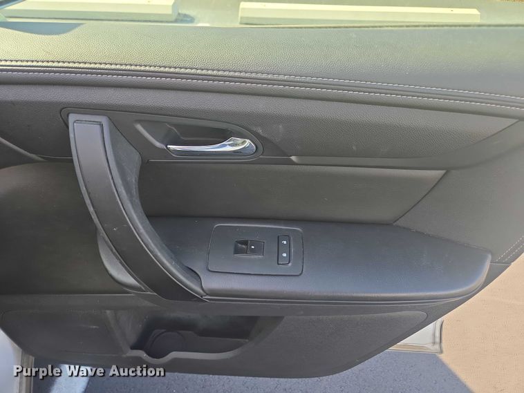 image for item EV5489 2017 Chevrolet Traverse LT SUV