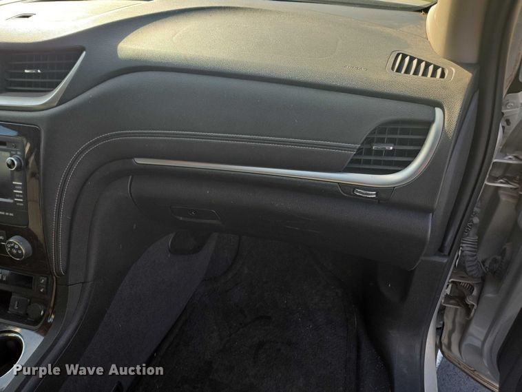 image for item EV5489 2017 Chevrolet Traverse LT SUV
