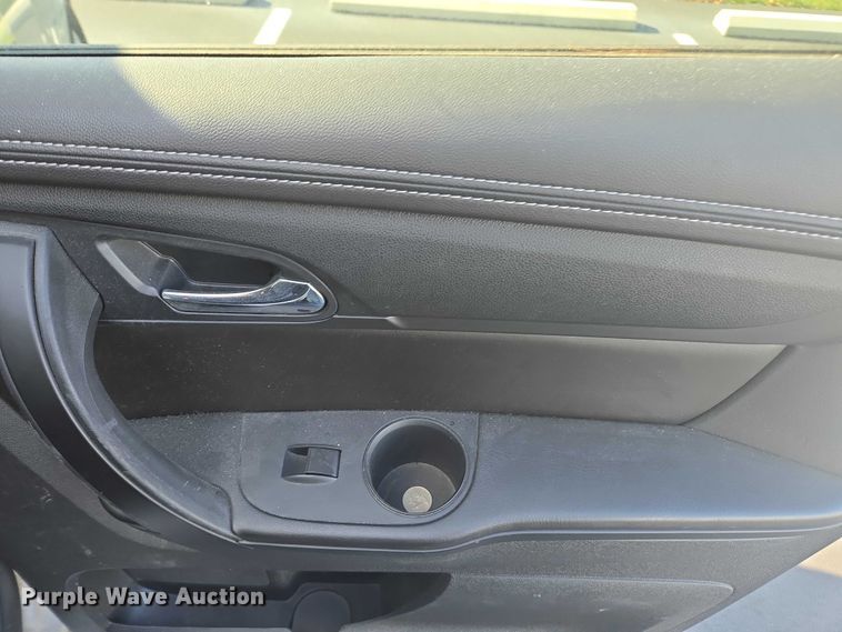 image for item EV5489 2017 Chevrolet Traverse LT SUV