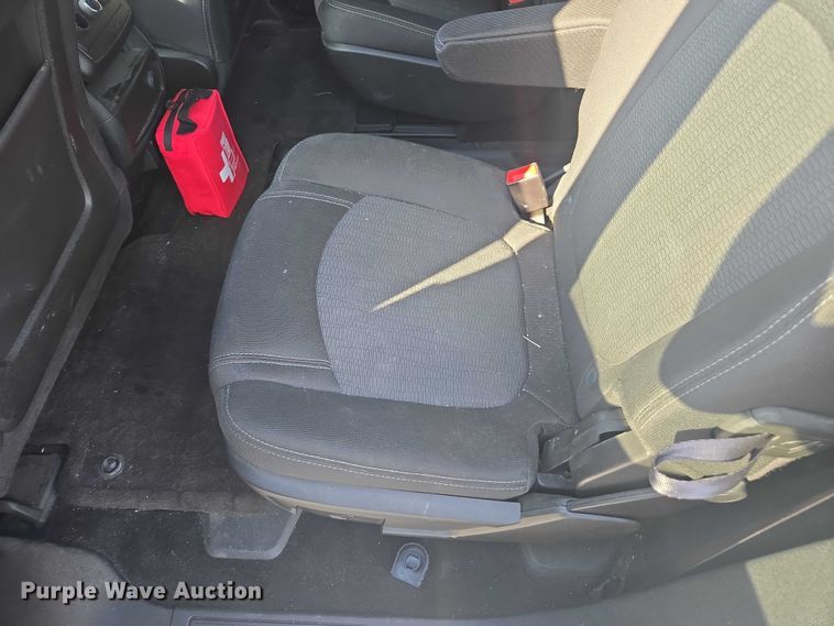 image for item EV5489 2017 Chevrolet Traverse LT SUV