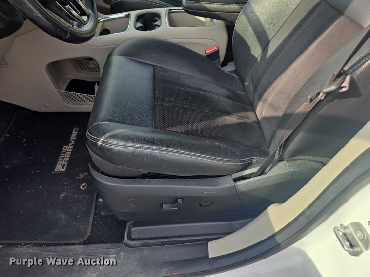 image for item EV5492 2018 Dodge Grand Caravan SXT SUV