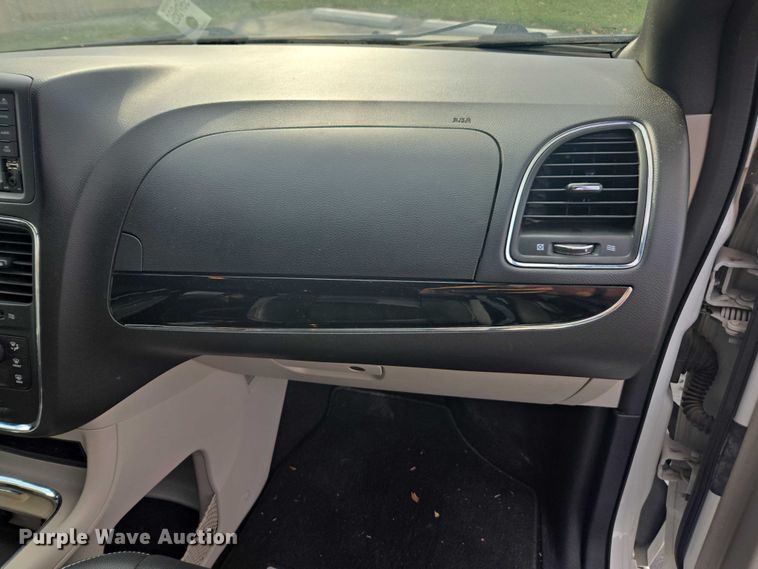 image for item EV5492 2018 Dodge Grand Caravan SXT SUV