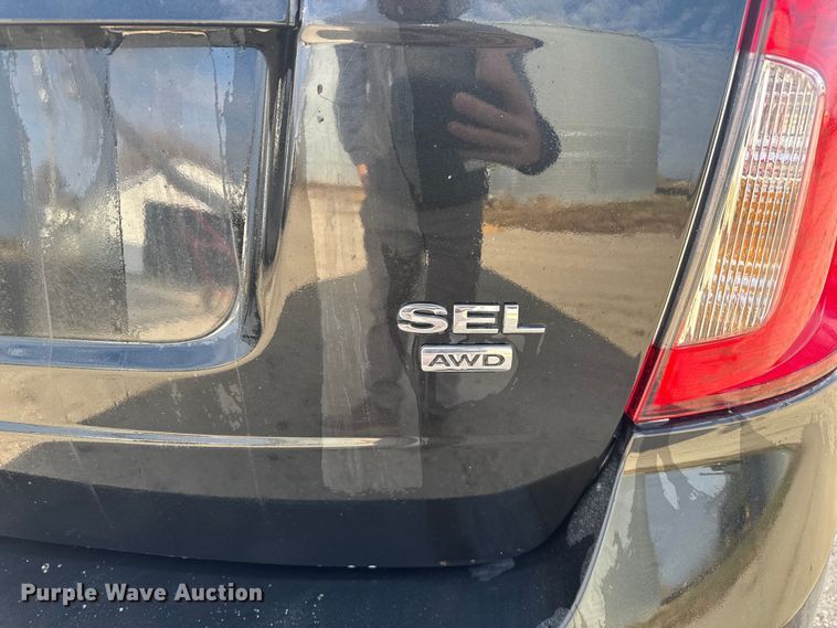 image for item FB4514 2012 Ford Edge SUV