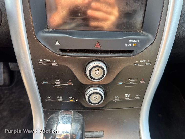 image for item FB4514 2012 Ford Edge SUV