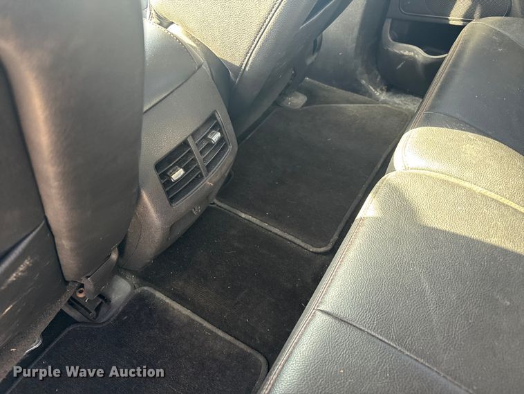 image for item FB4514 2012 Ford Edge SUV