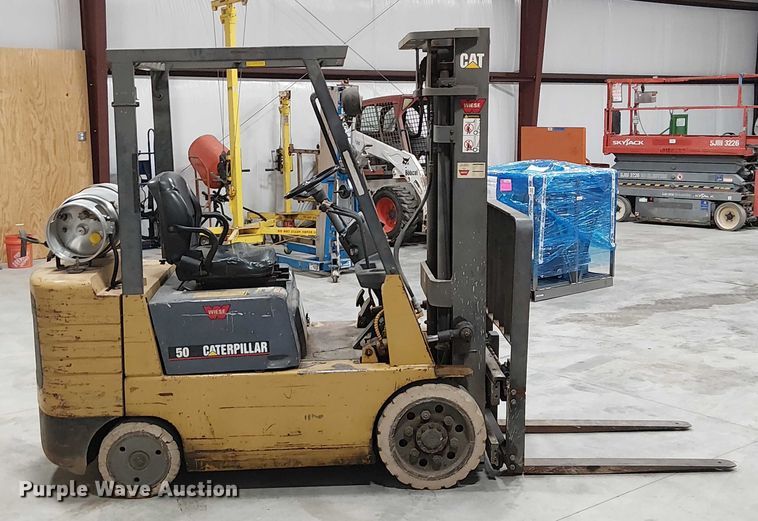 MONTACARGAS CATERPILLAR GC25