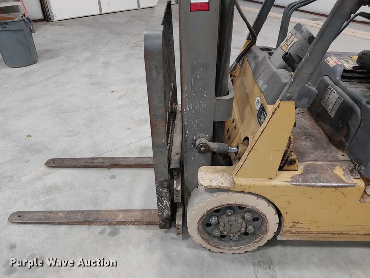 image for item FB4522 Caterpillar GC25 forklift