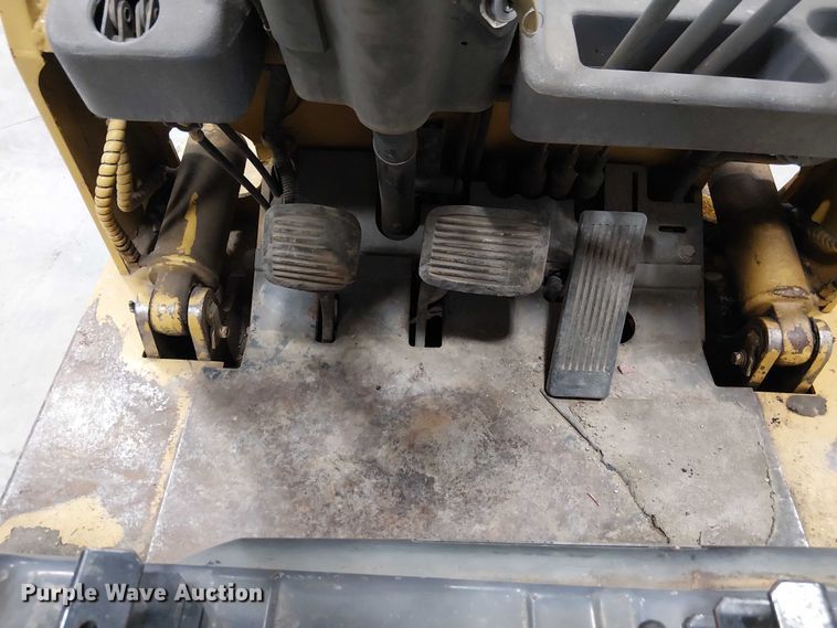 image for item FB4522 Caterpillar GC25 forklift