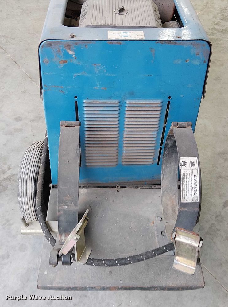 image for item FB4524 Miller Bobcat 250 welder