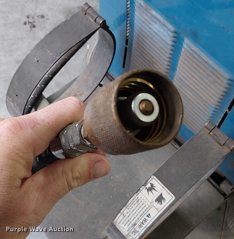 image for item FB4524 Miller Bobcat 250 welder