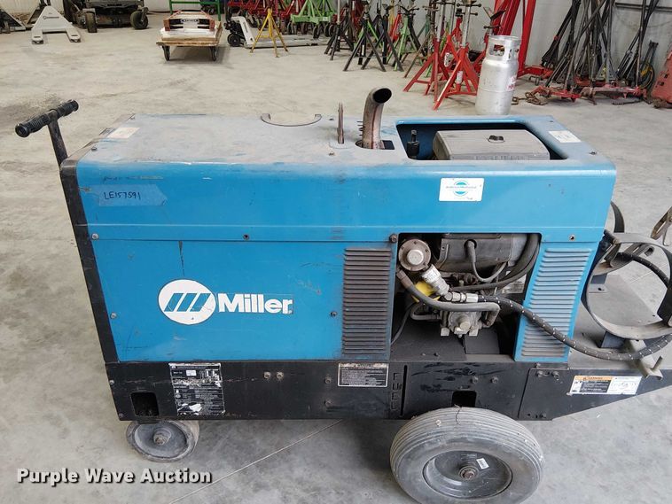 image for item FB4524 Miller Bobcat 250 welder