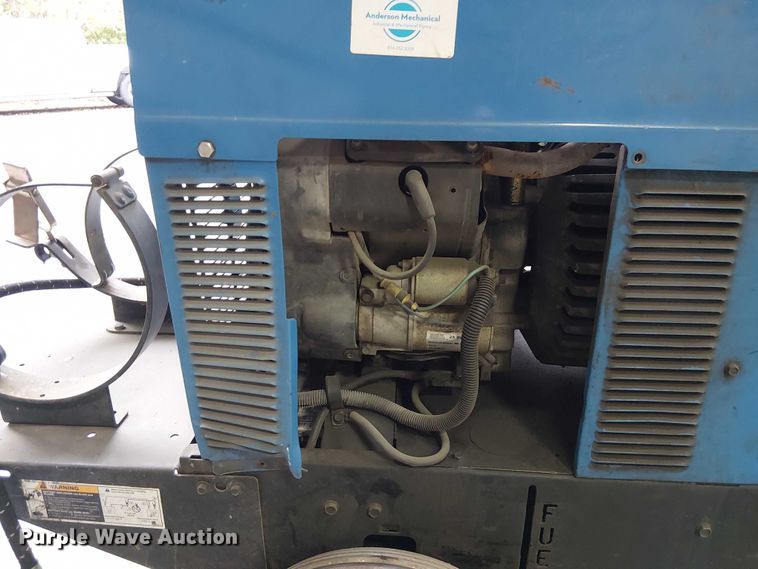 image for item FB4524 Miller Bobcat 250 welder
