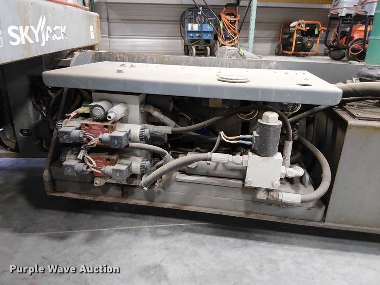 image for item FB4526 SkyJack SJIII 4632 scissor lift