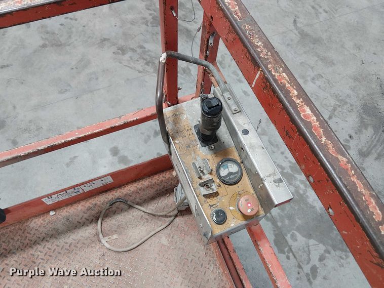 image for item FB4526 SkyJack SJIII 4632 scissor lift