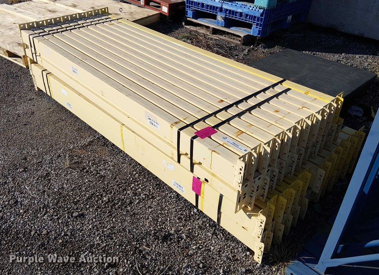 image for item FB4543 Teardrop pallet racking