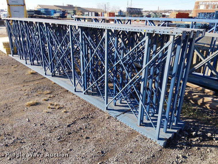 image for item FB4543 Teardrop pallet racking