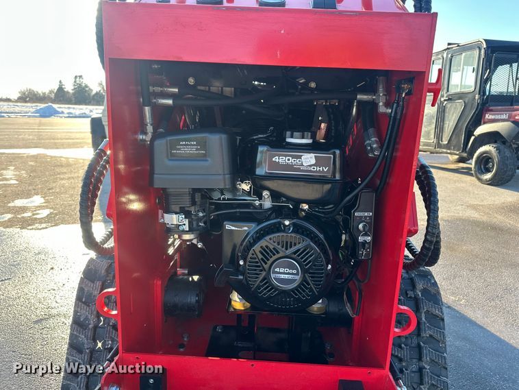 image for item FG1511 GIYI 360T compact utility loader