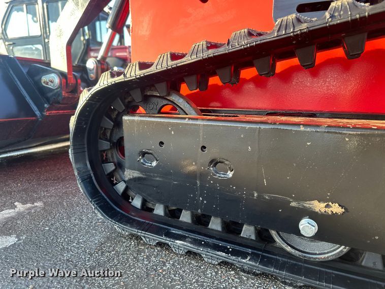 image for item FG1511 GIYI 360T compact utility loader